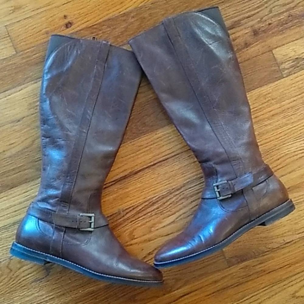 Nike Leather Boots
